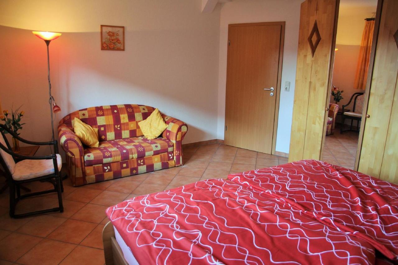 Muellers Hof Ferienwohnung/Pension Emmerthal Esterno foto